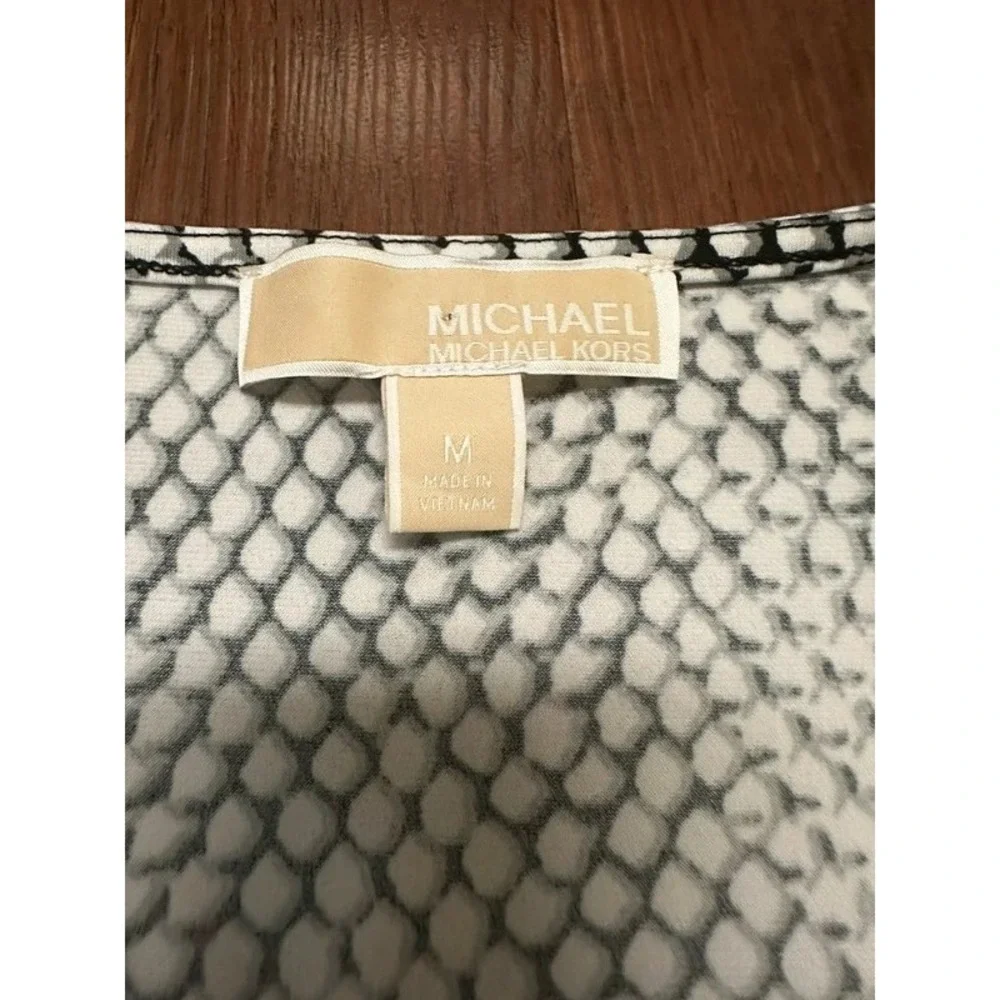 Michael Kors Faux Wrap Dress Size M Grey White Snakeskin Print Sleeveless